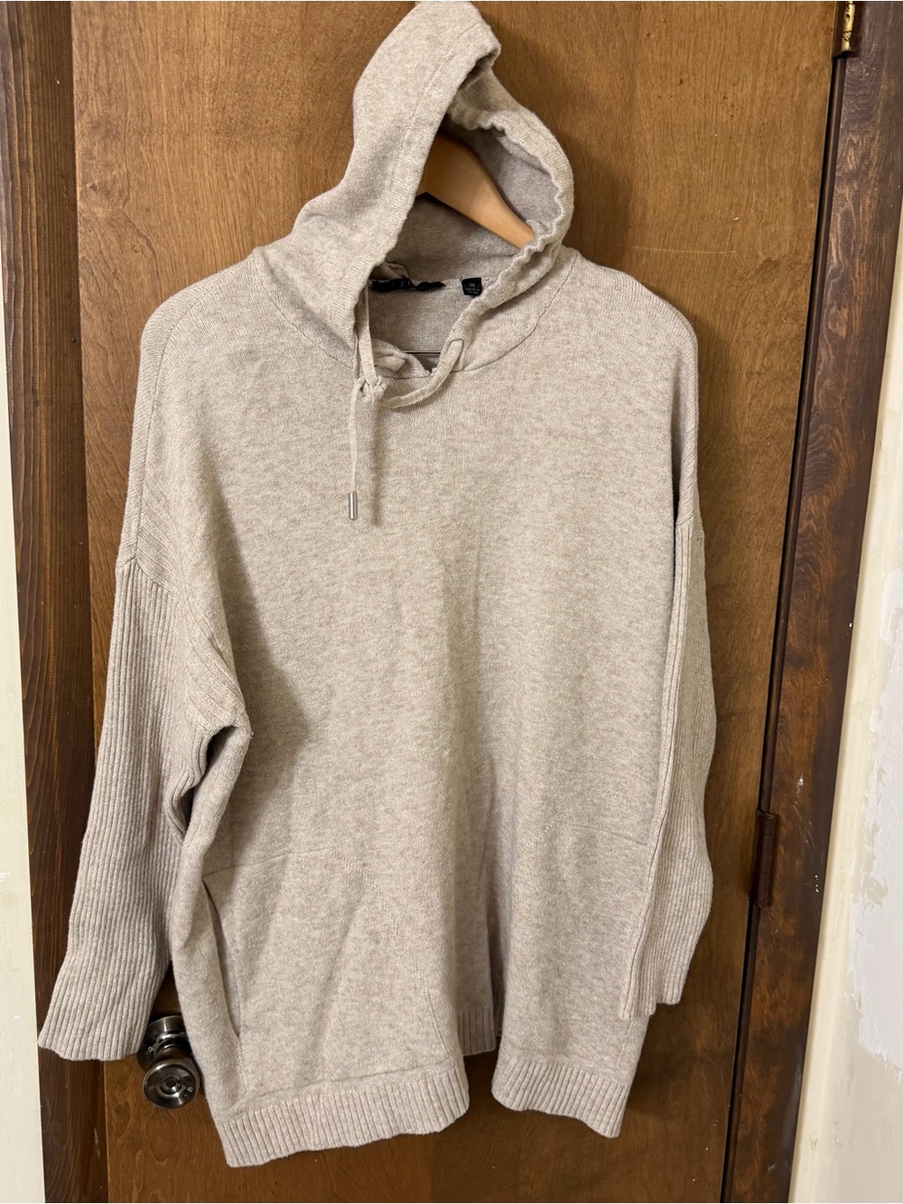 Cyrus Women’s 1X Oversized Hooded Knit Sweater in Light Taupe